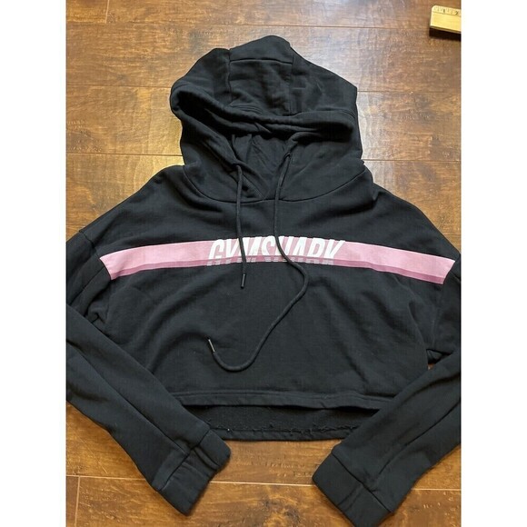 Gymshark Womens Black Cropped Logo Sweatshirt Hoodie NWT Sz Large - Picture 1 of 5